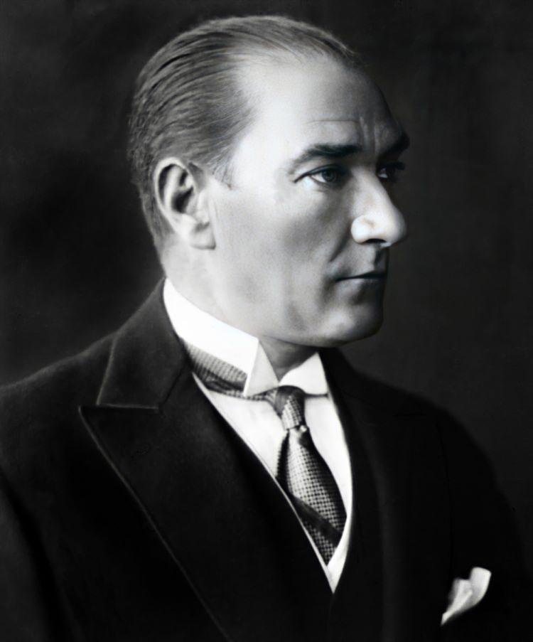 <p> Türkiye Cumhuriyeti'nin ilk Cumhurbaşkanı Mustafa Kemal Atatürk. (Arşiv-01.01.1928) ( BYEGM - Anadolu Ajansı )</p>
