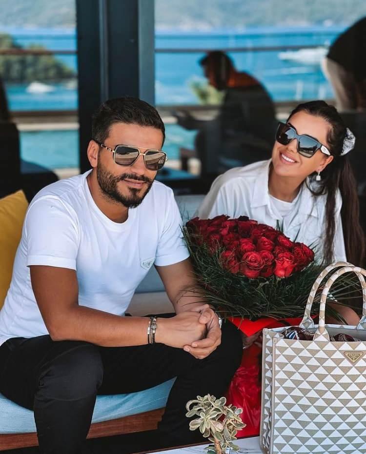 <p><span style="color:rgb(67, 67, 67)">Anadolu Cumhuriyet Başsavcılığınca, Engin Polat ve Dilan Polat ile diğer şüpheliler hakkında yapılan ihbar üzerine "Suç Gelirlerinin Aklanmasının Önlenmesi, Vergi Usul Kanunu ile Futbol ve Diğer Spor Müsabakalarında Bahis ve Şans Oyunları Düzenlenmesi kanunlarına muhalefet" suçlarından başlatılan soruşturma sürüyor.</span></p>