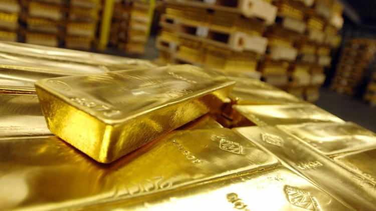 <p><strong>Gram altın TL fiyatında bin 780 lira seviyesine kadar son bir geri çekilme mümkün olabilir. 2024 yılında 2 bin 500 lira seviyesi gündemde kalmaya devam ediyor. Altın borcu olan veya düğün yapacaklar bu seviyeleri fırsat olarak görebilir''</strong> diye konuştu.</p>