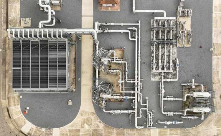 <p>Akbaş, daha önce 3,2 milyar metreküp depolama kapasitesine sahip tesisin yeni projelerle 4,6 milyar metreküp kapasiteye ulaştırıldığını vurgulayarak, "Günlük geri üretim kapasitemiz de 28 milyon metreküpten 75 milyon metreküpe ulaşmış durumda.</p>