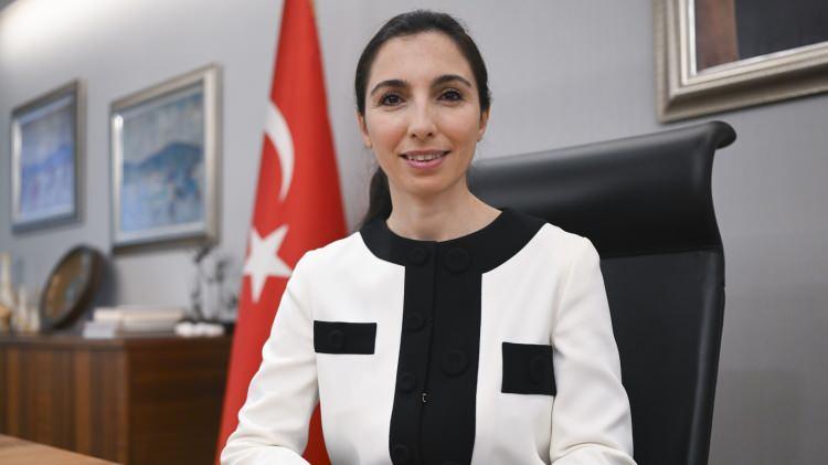 <p><strong>MERKEZ BANKASI FAİZİ YÜKSELTTİ</strong><br />
<br />
<br />
Para Politikası Kurulu (Kurul) politika faizi olan bir hafta vadeli repo ihale faiz oranının yüzde 30’dan yüzde 35 düzeyine yükseltilmesine karar vermiştir.</p>

