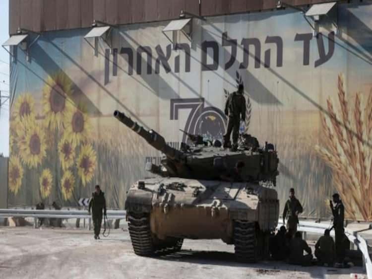<p>KARA OPERASYONU KOLAY OLMAYACAK</p>

<p>İsrail ordusunun, kara harekatı yapması halinde Gazze Şeridi'nde Filistinli silahlı grupların ciddi direnişiyle karşılaşmaktan korktuğu belirtiliyor.</p>
