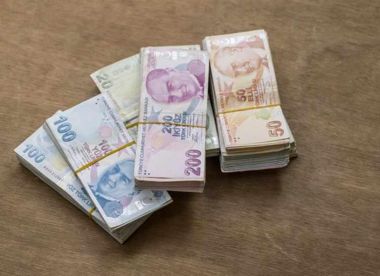<p>BAŞKOMİSER<br />
POLİS MEMURU<br />
HEMŞİRE<br />
<br />
TEMMUZ: 14,791 TL<br />
<br />
​3 AYLIK(% 35,73): 20,076 TL<br />
<br />
6 AYLIK (%52,17)  22,507 TL</p>
