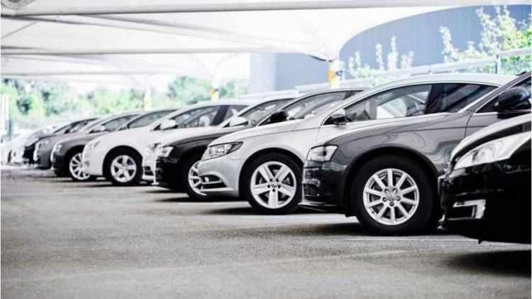 <p>Ayrıca taşıt kredisi faiz oranlarının çok yüksek olmasının yanı sıra krediye ulaşımın zorlaşmasının, otomobile olan talebi olumsuz etkilediğini söyleyen Torun, seçimlerden önce yapılacak bir ÖTV düzenlemesi ile sektörün yeniden canlanabileceğinin altını çizdi.</p>
<p> </p>