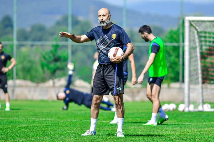 <p>* Tolunay Kafkas - Ankaragücü (7. Hafta)</p>