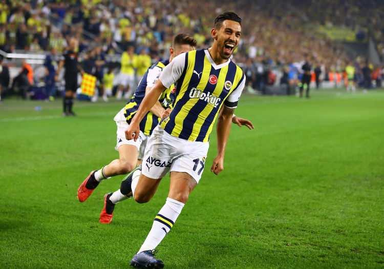 <p>İrfan Can Kahveci<br />
<br />
Fenerbahçe<br />
<br />
5 gol</p>
