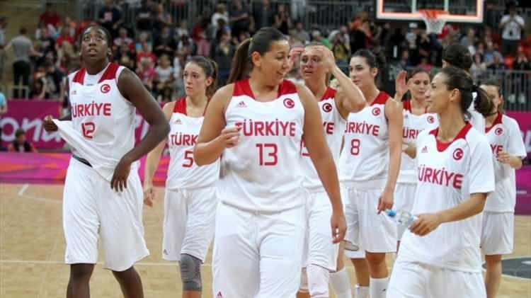 <p>2012: A Milli Kadın Basketbol Takımı, 2012 Londra Olimpiyat Oyunları'na katılarak tarihinde ilk kez olimpiyat oyunlarında yer aldı. Milliler turnuva boyunca gösterdiği performansla dikkat çekerek olimpiyat oyunlarını beşincilikle bitirdi.</p>