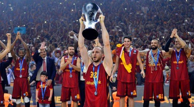 <p>2016: Galatasaray Erkek Basketbol Takımı, Avrupa'nın iki numaraları kupası olan EuroCup finalinde Fransa'nın Strasbourg IG takımını final serisinin son maçında 78-67 mağlup ederek EuroCup'un sahibi olmuştur.</p>