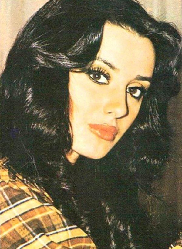 <p><span style="color:#FF0000"><strong>PERİHAN SAVAŞ</strong></span></p>
