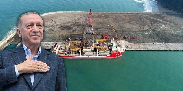 <p>Doğal gaz alt yapısının önemli bileşeni durumundaki Yüzer LNG Depolama ve Yeniden Gazlaştırma Üniteleri (FSRU) ile sıvılaştırılmış doğal gaz (LNG) terminalleri boru hatlarına bağlı kalmadan farklı kaynak ve ülkelerden doğal gaz tedarik edilmesini sağlıyor.</p>