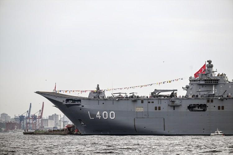 <p>TCG Anadolu, Türk donanmasının gücüne güç katacak ve caydırıcılığını artıracak.</p>