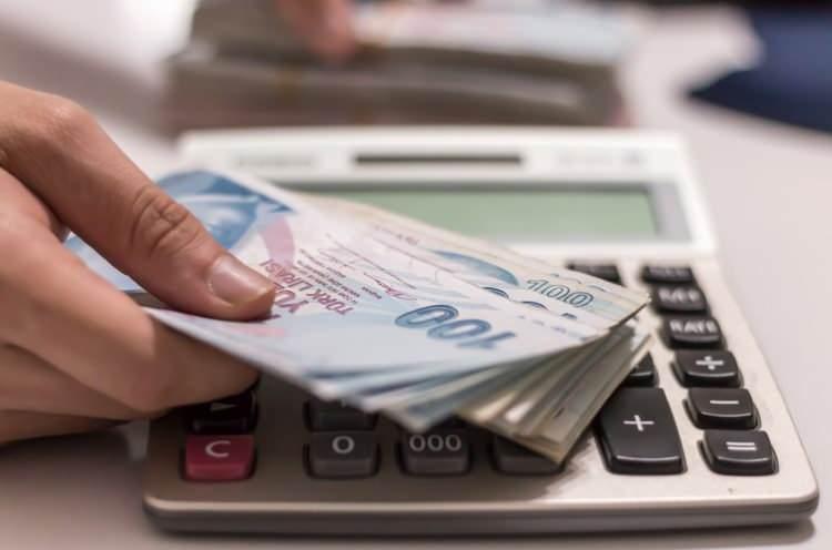 <p>2023 yılı enflasyonunun yüzde 65 olarak gerçekleşmesi halinde, yılın ikinci yarısında TÜFE yüzde 37.76 çıkacak. </p>