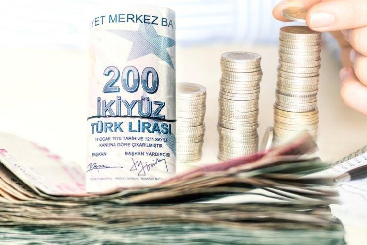 <p>Memurların ve memur emeklilerinin enflasyon farkı yüzde 29.96 olarak gerçekleşirken, Ocak ayı zam oranı da böylece yüzde 49.46'ya ulaşacak.</p>