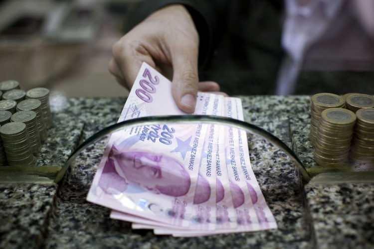 <p>ÖĞRETMEN</p>
<p>TEMMUZ DÖNEMİ: 14,791 TL<br />
<br />
4 AYLIK (40,39 ZAM): 20,765 TL</p>