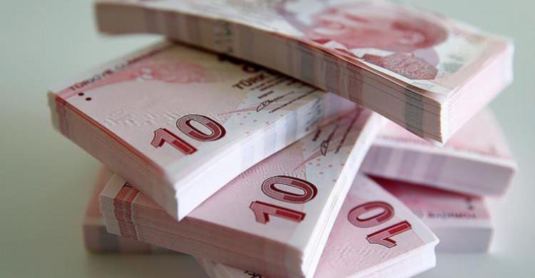 <p>Orta Vadeli Program'da enflasyon hedeflemesi yani 2023 yılı için beklenen enflasyon oranı yüzde 65'di. Biz o dönemde yüzde 65 üzerinden bir hesaplama yapmıştık. Şimdi de Merkez Bankası bu enflasyon hedeflemelerinde yüzde 65 rakamını açıkladı. Ancak, Merkez Bankası bir alt bant, bir orta bant bir de üst bant belirtiyor. </p>