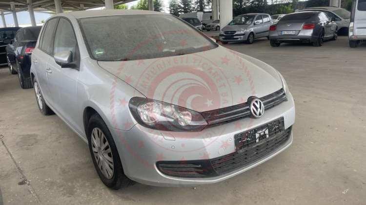 <p>2008 - VOLKSWAGEN GOLF 1.6</p>
<p> </p>
<p>- Manuel</p>
<p> </p>
<p>- Başlangıç Bedeli: 435.000 TL</p>
<p> </p>
<p> </p>