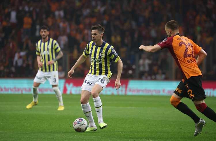 <p>* Galatasaray-Fenerbahçe (Süper Kupa)</p>