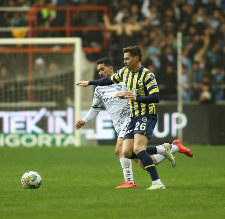 <p>* Adana Demirspor-Fenerbahçe (Süper Lig)</p>