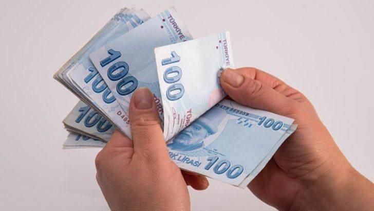 <p>Ekim ayı enflasyon rakamları sonrası refah payı hariç 4 aylık emekli ve memur zam oranı netleşti. Hesaplarımıza göre; 4 aylık SSK ve Bağ-Kur emekli zammı yüzde 29,41, enflasyon farkı dahil 4 aylık memur zammı ise yüzde 40,39 oldu.</p>

<p>​</p>
