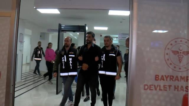 <p>İstanbul Mali Suçlarla Mücadele Şube Müdürlüğü'nde işlemleri devam eden Polat çifti sağlık kontrolü için İstanbul Eğitim ve Araştırma Hastanesi'ne götürüldü. Polat çifti sağlık kontrolünün ardından tekrardan İstanbul Emniyet Müdürlüğü Vatan Yerleşkesine sevk edildi.</p>