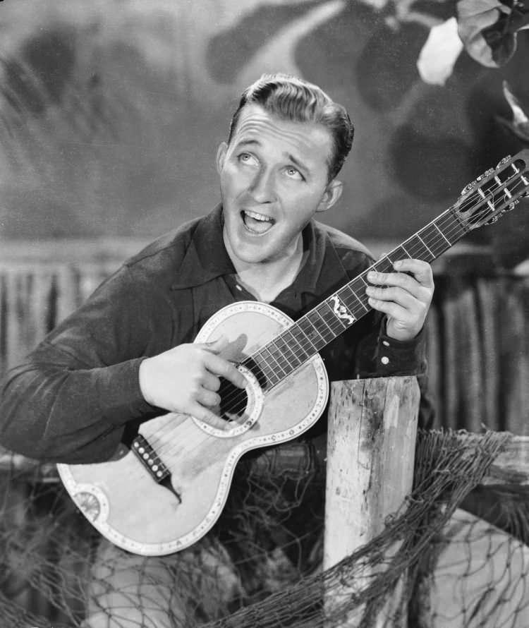 <p><strong><span style="color:#B22222">BING CROSBY</span><br />
Müzik kataloğundan ve şarkılarının kullanımından telif ücreti alan Bing Crosby, 14 milyon dolarlık gelirle listede yerini aldı. </strong></p>