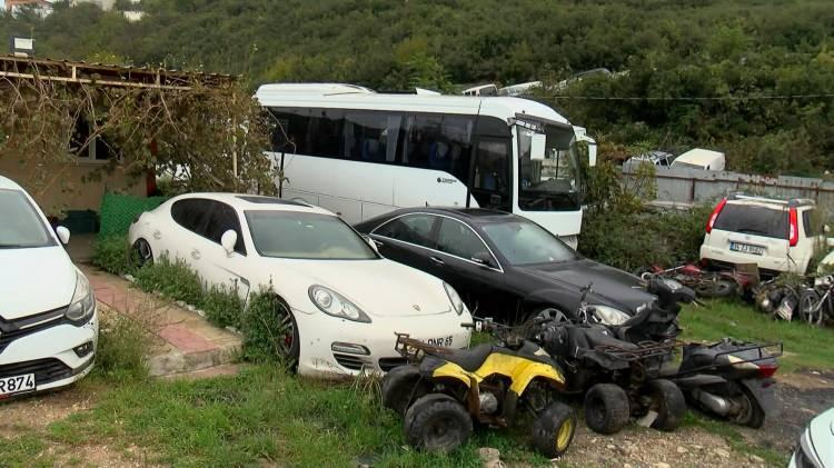 <p>Devirden elde edilen gelir ise hak sahiplerine verilecek. Bu süreçlerde devirler sağlanmaz ise araçlar Kızılay bünyesine bedelsiz olarak geçirilecek.  Otopark yetkilileri bu durumun hem kendileri için hem de borçlu ve alacaklı için olumlu olduğu ve bu şekilde araçların çürümesinin önüne geçileceğini ifade etti.</p>
