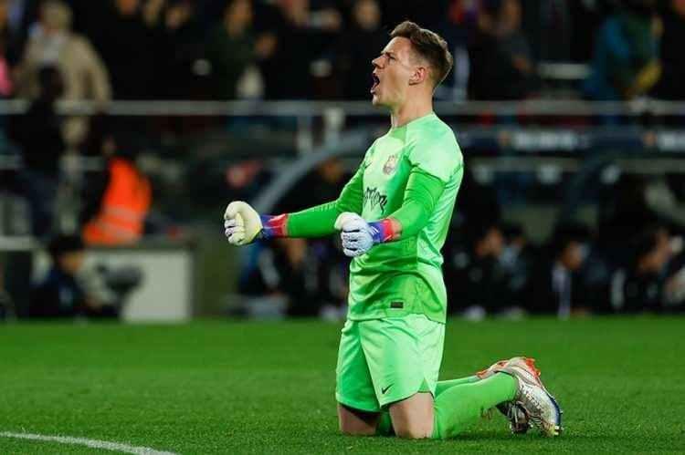 <p>* Ter Stegen / Barcelona<br />
<br />
<br />
</p>