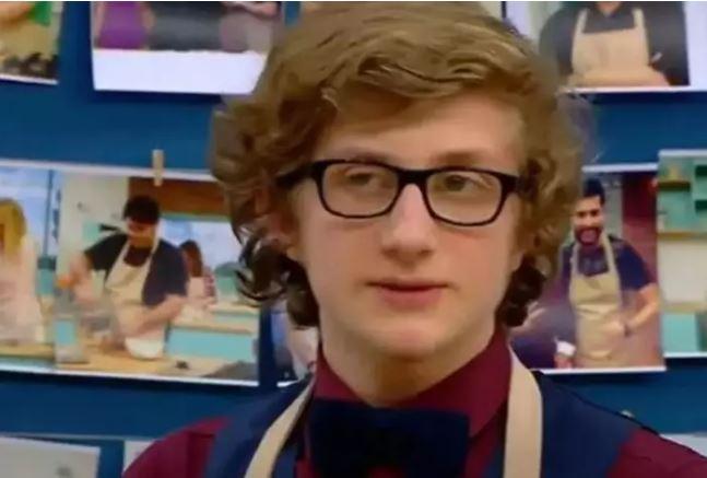 <p><em><strong>İşte, MasterChef Tahsin'in eski hali;</strong></em></p>
