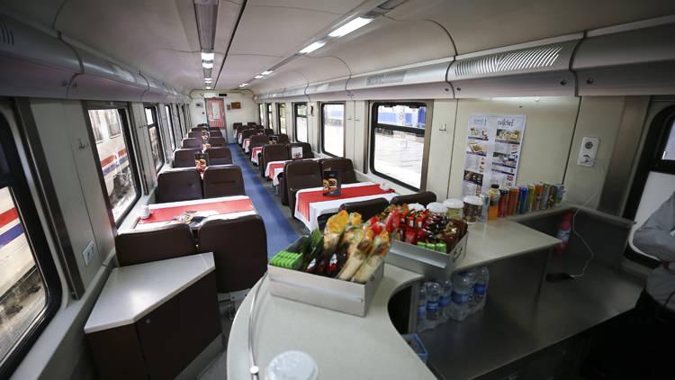 <p>Seferlere ek olarak yılbaşı ve sömestir dönemleri için Ankara'dan 31 Aralık 2023, 20 ve 27 Ocak 2024, Kars'tan da 2, 22 ve 29 Ocak 2024 tarihlerinde ek seferler yapılacak.</p>