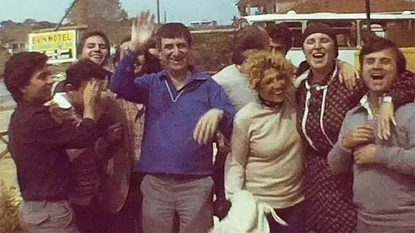 <p><span style="color:#000000"><strong>Yeşil&ccedil;am'ın unutulmaz isimlerinden Cevat Kurtuluş ve eşi Meral Kurtuluş, rol aldıkları sayısız filmlerle 7'den 70'e pek &ccedil;ok kişinin hafızasında &ouml;nemli bir yer ediniyor.&nbsp;</strong></span></p>
