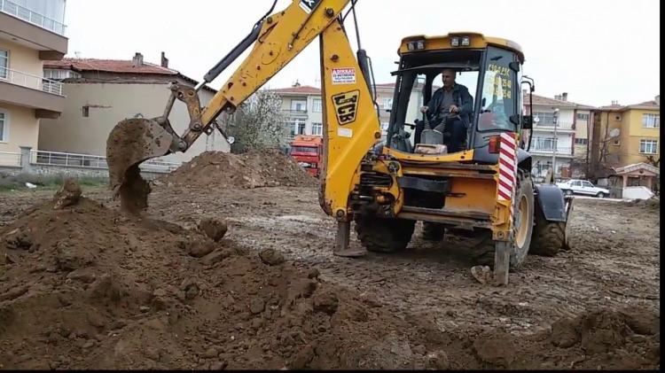 <p>Güvenilir hazır betonun üretilmesi için inisiyatif alarak Kalite Güvence Sistemini (KGS) kurduk. Tüm üyelerimizin bu sistem kapsamında denetlenmesi zorunlu.</p>
<p> </p>