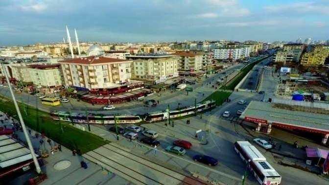 <p><strong>GAZİANTEP / ŞAHİNBEY</strong></p>
<p><strong>İkinci sırada, 939 bin 497 nüfusuyla Gaziantep'in Şahinbey ilçesi yer aldı.</strong></p>