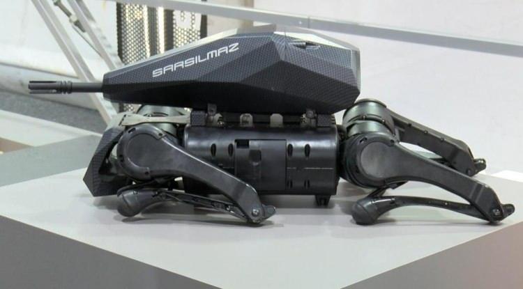 <p><strong>SARBOT Silahlı Robot</strong></p>
