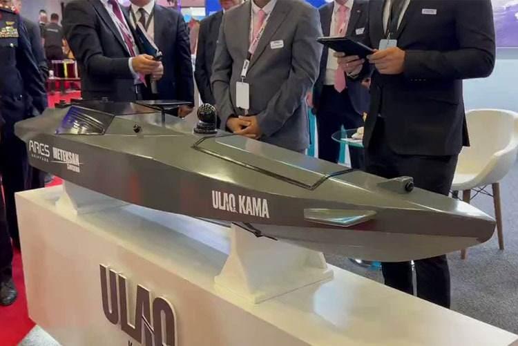 <p><strong>UKAQ KAMA İDA</strong></p>

