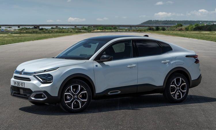 <p>Citroen e-C4 X Shine Bold 100 kW  1.447.400 TL</p>

<p>Citroen C5 Aircross Feel Bold 1.5 BlueHDI 130 HP EAT8  1.632.900 TL</p>

<p> </p>
