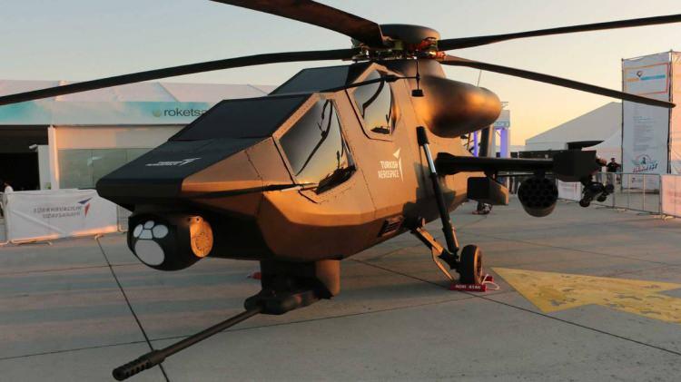 <p>ATAK-2 helikopterinde yeni adım atıldı. Ülkemizde bolca bulunan bor artık ATAK-2 helikopterlerinin üretiminde kullanılacak.</p>
