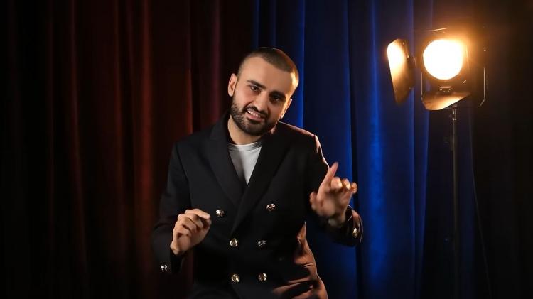 <p><strong>CZN Burak tanınırlığı artınca şirketin adını değiştirdiklerini söyleyerek o dönem de maaş aldığını ifade etti.</strong></p>

<p> </p>
