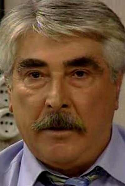 <p>İlk kez bir dizisi için çok heyecanlandığını anlatan Özyağcılar, “Telaşeli bir 3 ay geçirdim. </p>