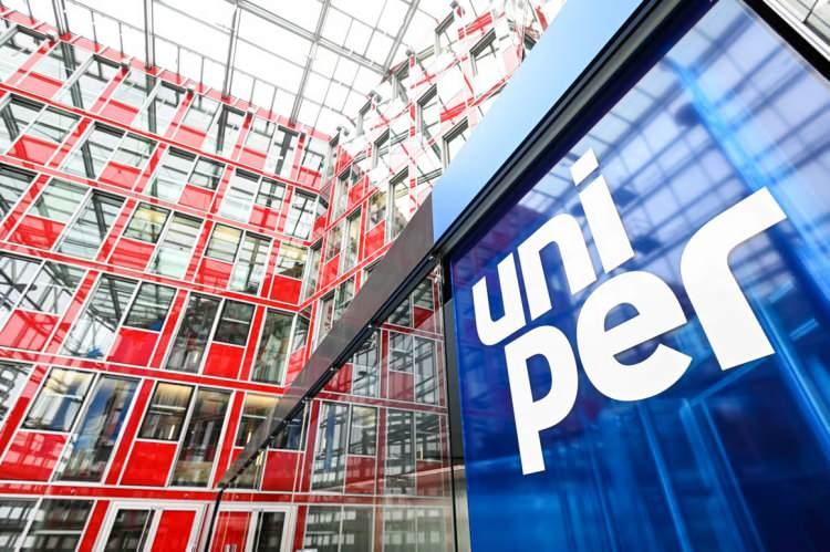 <p>3 Uniper- $ 288,309</p>