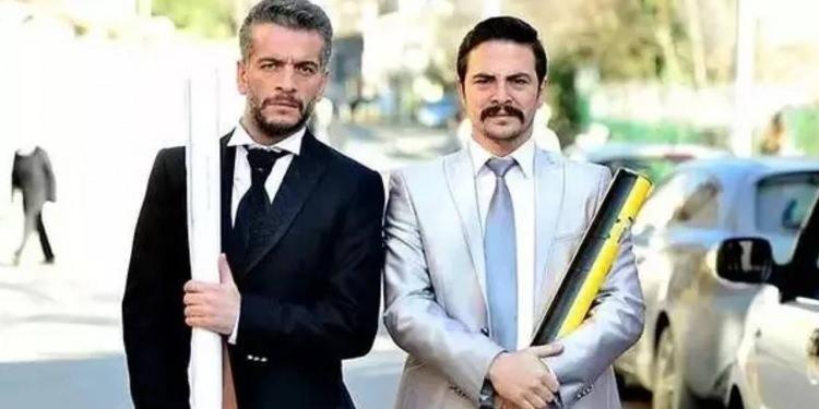 <p><strong>Yer aldıkları dizi ve filmlerle birlikte "ayrılmaz ikili" olan Ahmet Kural ve Murat Cemcir 2020 yılında küstükleri iddia edilmişti.  </strong></p>
