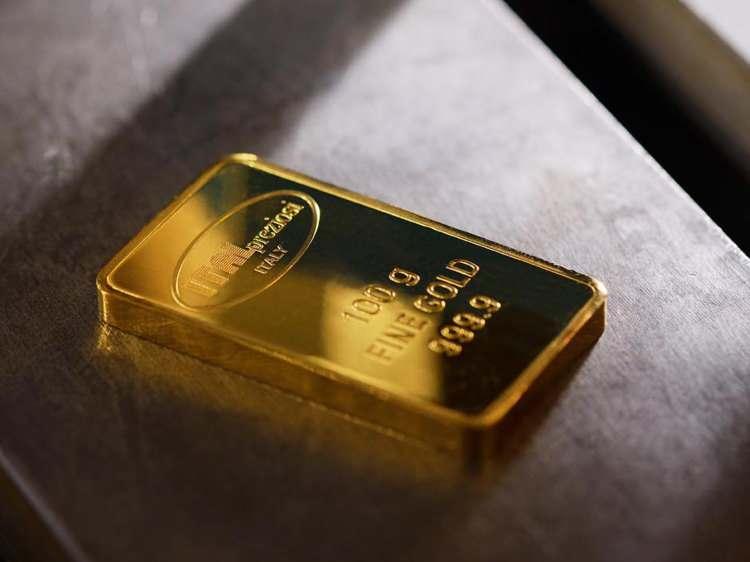 <p>Euro dolar paritesinde hedefimiz 1.07'di. Buralar oldukça ucuzdu. Eylül ayında bedavaydı. Elinde dolar bulunduranlar euro pozisyonu almalı uyarılarım vardı. Bu hafta 1.06'ya kadar geri çekilme olabilir. Elinde dolar olanlar yine euro, parite üzerinden euro'ya geçmek için iyi bir fırsat yakalamış olacak.</p>