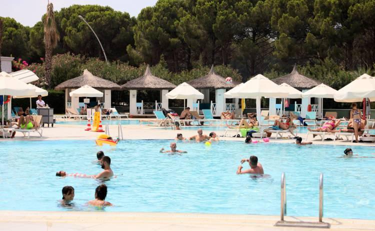 <p>2019 yılında tüm zamanların turizm rekorunu kıran kente, bu yıl 16 milyon turistin gelmesi hedefleniyor. </p>
