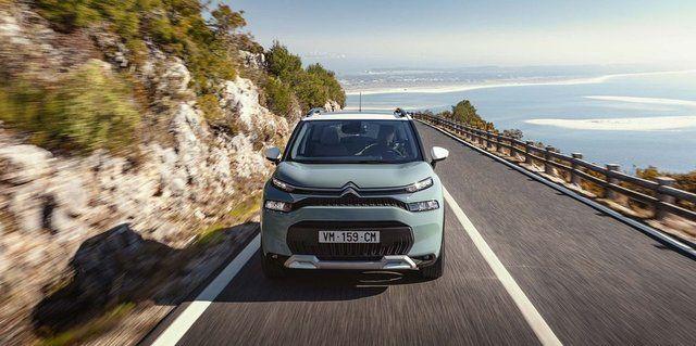 <p><strong>CITROEN</strong></p>
<p>C3 Aircross modeli, 200 bin TL için 12 ay vade ve yüzde 0,99 faizli kredi veya 150 bin TL için 12 ay vadeli yüzde 0 faizli kredi seçenekleri ile satın alınabiliyor.</p>