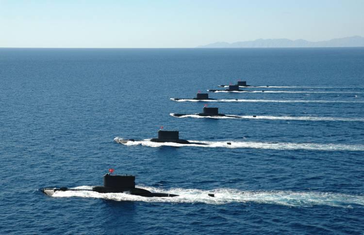 <p><strong>9. </strong>Türkiye - 12 adet</p>
