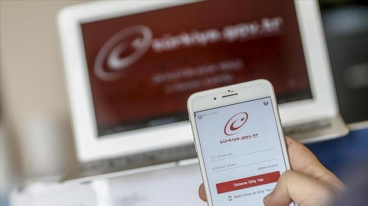 <p>Yurt dışında tanıdığı olan veya gidip kendisine telefon almak isteyenler ise döndüklerinde IMEI kayıt parası ise yıllara göre fiyat  artış gösterdi.</p>
