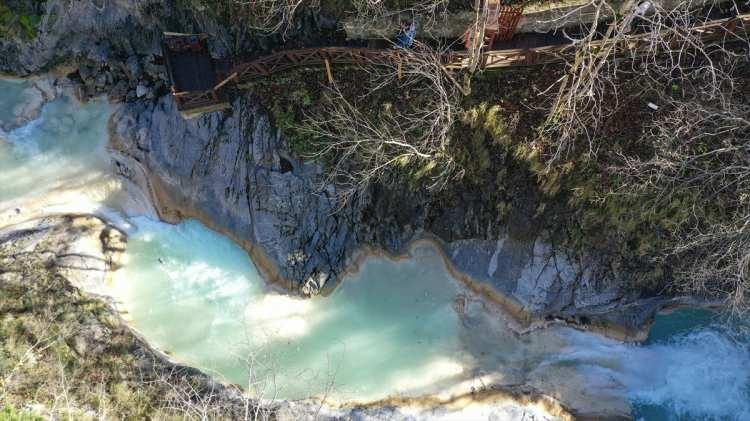 <p>Turistlere, yaylalarda konaklama imkanı da sunuluyor.</p>