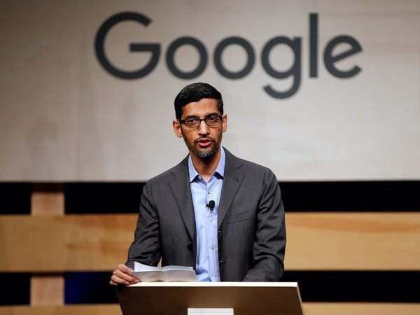 <p><span style="color:#B22222"><strong>GOOGLE: YAKLAŞIK 12.000 ÇALIŞAN</strong></span></p>

<p> </p>

<p>Google'ın ana şirketi Alphabet'in CEO'su Sundar Pichai, 20 Ocak'ta çalışanlarına şirketin 12.000 çalışanını ya da küresel işgücünün %6'sını işten çıkaracağını bildirdi.</p>
