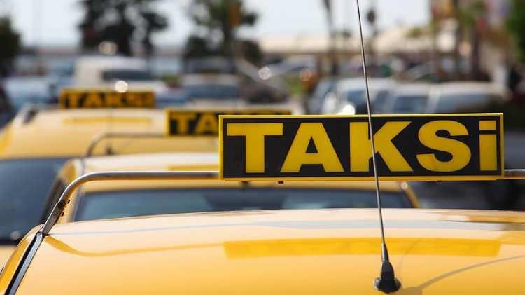 <p>Taksilerde taksimetre açılış ücreti 12,65 liradan 19,17 liraya, sarı taksi mesafe ücreti kilometre başına 8,51 liradan 13,75 liraya, sarı taksi zaman tarifesi ücreti saatlik 100,80 liradan 152,73 liraya, sarı taksi indi-bindi ücreti ise 40 liradan 70 liraya çıktı.</p>