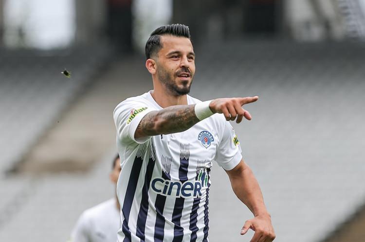 <p>18- Aytaç Kara<br />
<br />
Kasımpaşa / 12 maç, 8 gol<br />
<br />
Türkiye Süper Lig</p>
