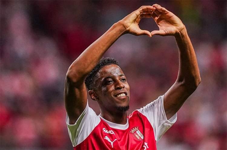 <p>8- Simon Banza<br />
<br />
Braga / 11 maç, 10 gol<br />
<br />
Portekiz Süper Lig</p>